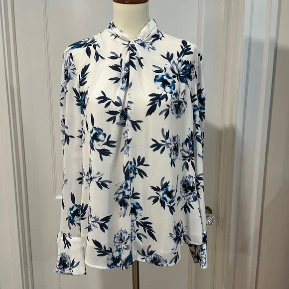 White House Black Market Floral Blouse - Picture 1 of 6
